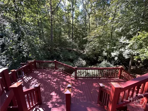 Exterior - 650 Woodside Rd, Athens, GA 30606 photo 16 of 19
