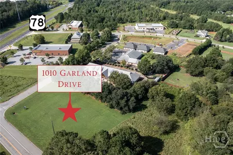 1010 Garland Dr, Bogart, GA 30622