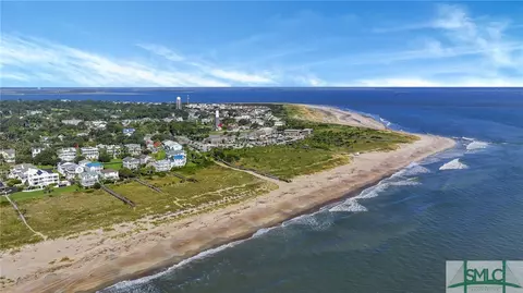 8 Driftwood Ct, Tybee Island, GA 31328