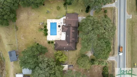 2565 Us 80 Hwy, Bloomingdale, GA 31302