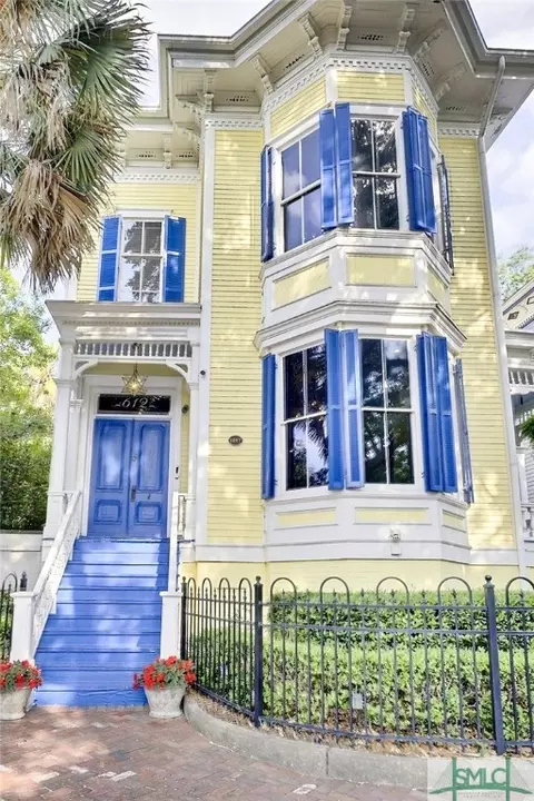 612 Barnard St, Savannah, GA 31401