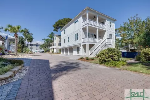 4 River Oak Ln, Tybee Island, GA 31328