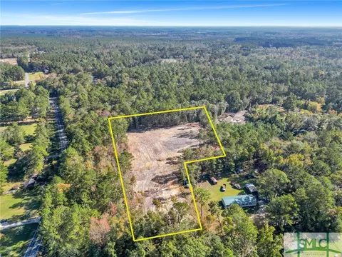 300 Brogdon Rd, Guyton, GA 31312