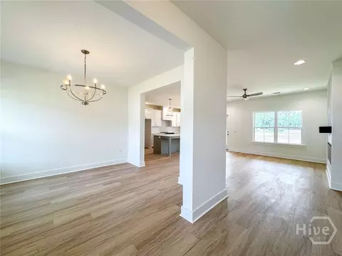 1099 Stone Ct, Midway, GA 31320 photo 4