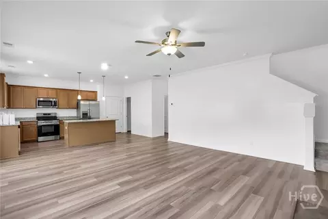 Living - 1001 Easthaven Blvd, Pooler, GA 31322 photo 4 of 5