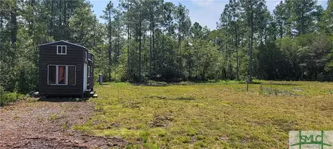 1367 Low Ground Rd, Guyton, GA 31312