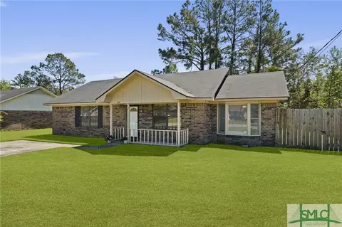 726 Timber Ridge Trl, Hinesville, GA 31313