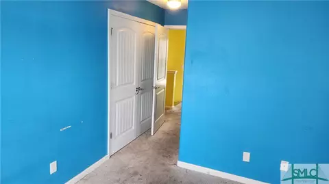 Entry Way - 217 Lakepointe Dr, Savannah, GA 31407 photo 9 of 11