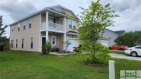 217 Lakepointe Dr, Savannah, GA 31407