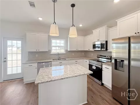 1105 Buckhead Loop SE, Allenhurst, GA 31301 photo 5