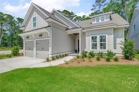 112 Grand Harbor Cir, Savannah, GA 31411