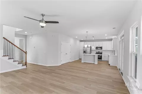 Living - 156 Como Dr, Pooler, GA 31322 photo 3 of 3