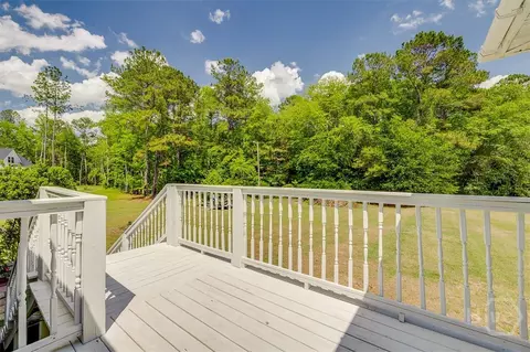 Exterior - 391 Hawk Hammock Dr, Springfield, GA 31329 photo 6 of 10
