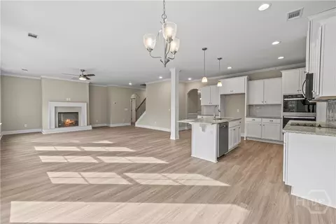Living - 136 Watson Mill Rd, Guyton, GA 31312 photo 3 of 9