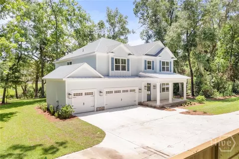 43 Belle Island Way, Richmond Hill, GA 31324