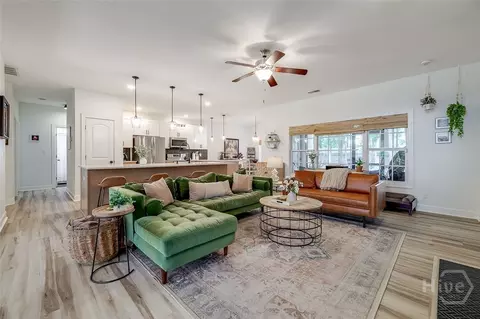 Living - 2 Iron Gate Ct, Pooler, GA 31322 photo 2 of 4