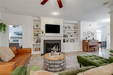 Living - 2 Iron Gate Ct, Pooler, GA 31322 photo 4 of 4