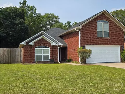 Exterior - 182 Gloucester Dr, Midway, GA 31320 photo 2 of 11