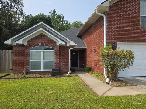 Exterior - 182 Gloucester Dr, Midway, GA 31320 photo 4 of 11
