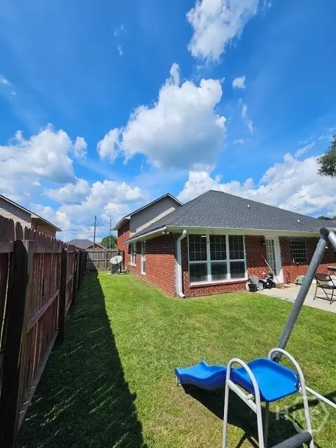 Exterior - 182 Gloucester Dr, Midway, GA 31320 photo 7 of 11