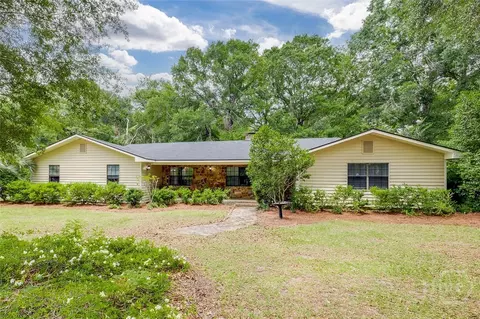 537 Long Rd, Hinesville, GA 31313
