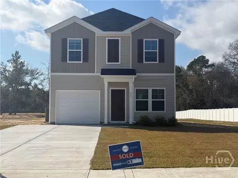302 Palmetto Way NE, Ludowici, GA 31316