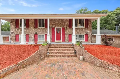 1025 Mohawk St, Savannah, GA 31419