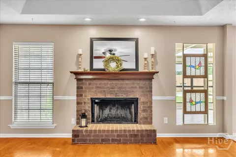 Living - 203 Orchard Dr, Rincon, GA 31326 photo 3 of 4