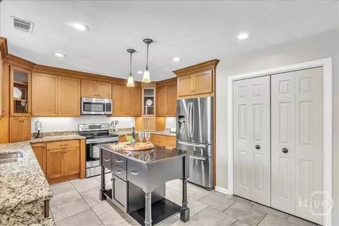 Kitchen - 203 Orchard Dr, Rincon, GA 31326 photo 6 of 6