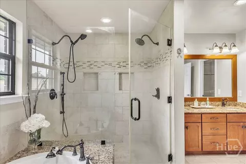 Bath - 203 Orchard Dr, Rincon, GA 31326 photo 6 of 7