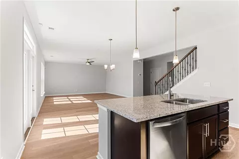 33 Blues Dr, Pooler, GA 31322 photo 8