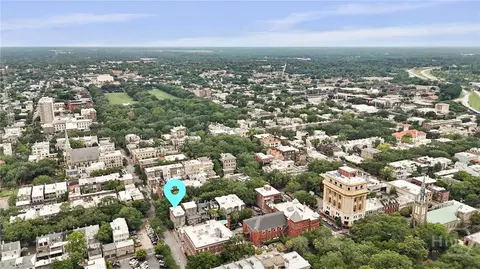 View/Area - 24 E Jones St, Savannah, GA 31401 photo 6 of 6