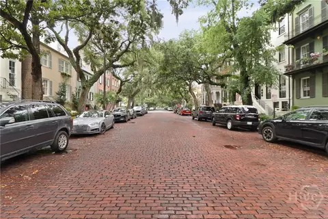 Exterior - 24 E Jones St, Savannah, GA 31401 photo 5 of 9