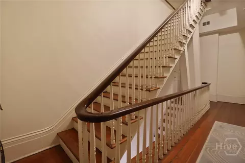 Entry Way - 24 E Jones St, Savannah, GA 31401 photo 3 of 3