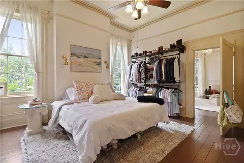 Bedroom - 24 E Jones St, Savannah, GA 31401 photo 2 of 13