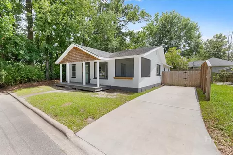 911 Hamilton Ct, Savannah, GA 31401
