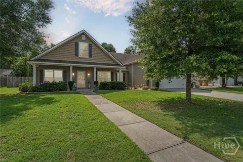 106 Buckingham Dr, Guyton, GA 31312