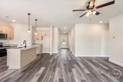 Entry Way - 304 Timberlake Dr, Guyton, GA 31312 photo 2 of 2