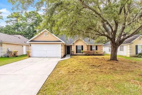 491 Laurel Hill Cir, Richmond Hill, GA 31324