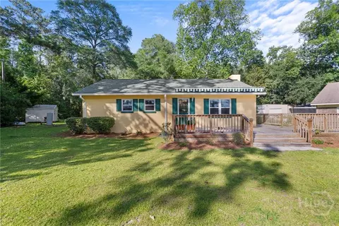 129 Cypress Lake Dr, Statesboro, GA 30458