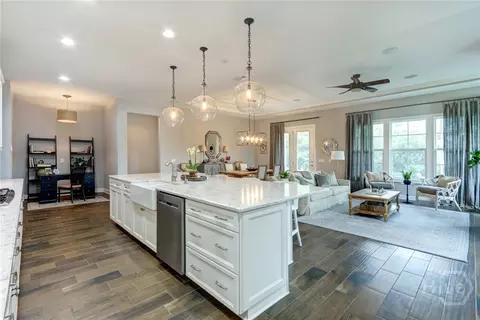 Kitchen - 2 Appletree Close Close, Pooler, GA 31322 photo 3 of 4