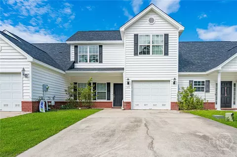 125 Cypress Pointe Dr, Richmond Hill, GA 31324