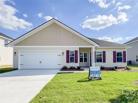 372 Hardman Rd, Hinesville, GA 31313