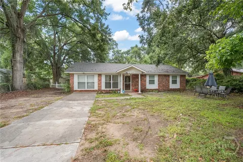 1507 Ivy Ln, Beaufort, SC 29902