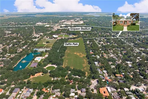 View/Area - 1318 E 51st St, Savannah, GA 31404 photo 3 of 6