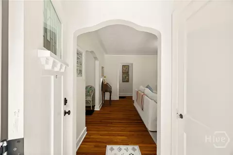 Entry Way - 1318 E 51st St, Savannah, GA 31404 photo 1 of 4