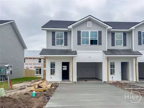 62 Beaumont Dr, Hinesville, GA 31313