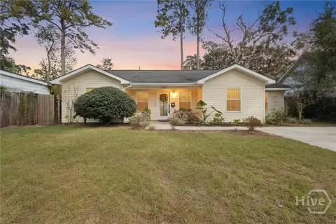 2120 Vermont Ave, Savannah, GA 31404
