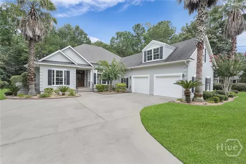 5 Pinebrook Ct, Savannah, GA 31405