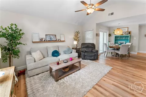 560 Oemler Loop, Savannah, GA 31410